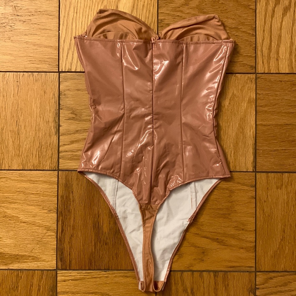 INDIE XO CANDY SHELL BROWN PU PATENT VINYL FAUX LEATHER BUSTIER BODYSUIT - Picture 4 of 16